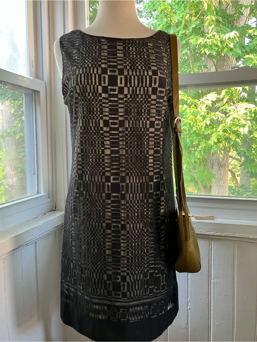 Studio M Geometric Black and Cream Shift Dress